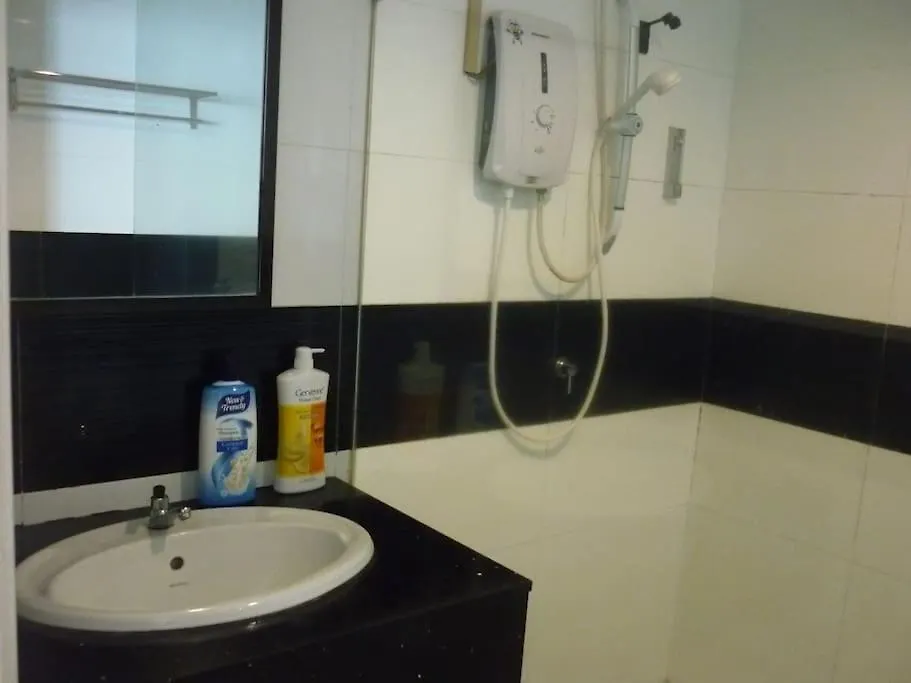 Appartamento Studio At Middle Floor Sea View George Town