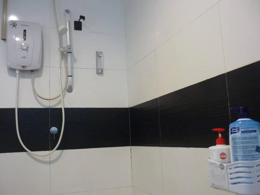 Studio At Middle Floor Sea View George Town Malaysia