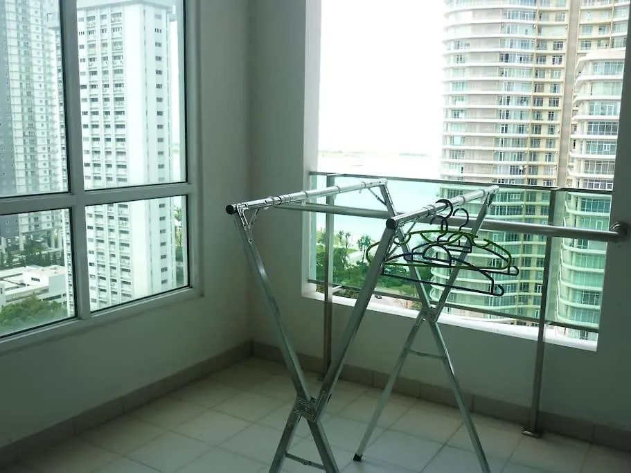 Studio At Middle Floor Sea View George Town 0*,